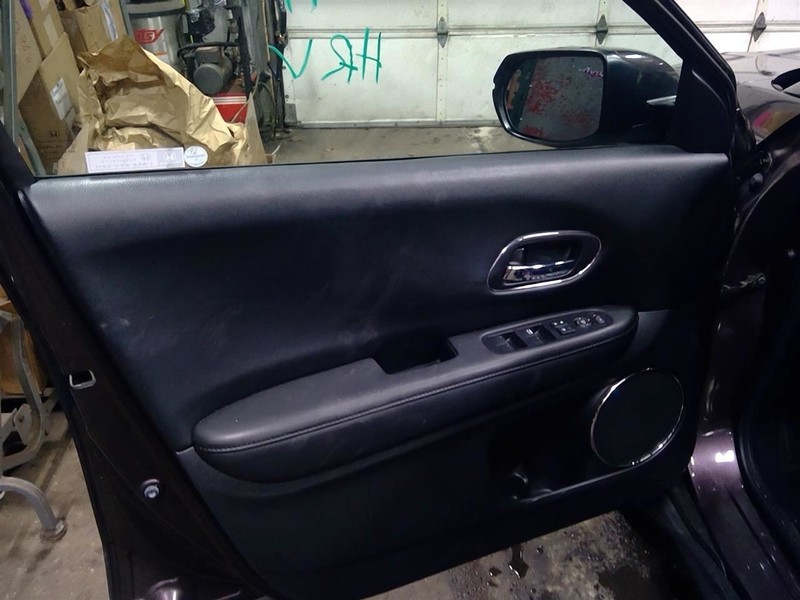 HR-V 2019 Driver Left Front Door Trim Panel 1724177