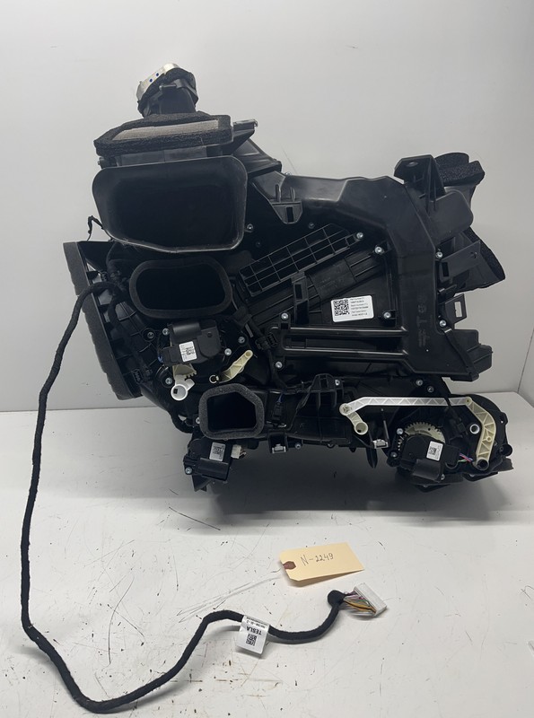 21-23 TESLA MODEL 3 HVAC AC AIR HEATER CORE BLOWER MOTOR HOUSING BOX N-2249 S3