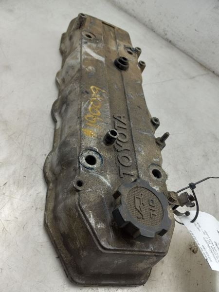 1986 TOYOTA PICKUP 2.4L4WD MT ENGINE VALVE COVER