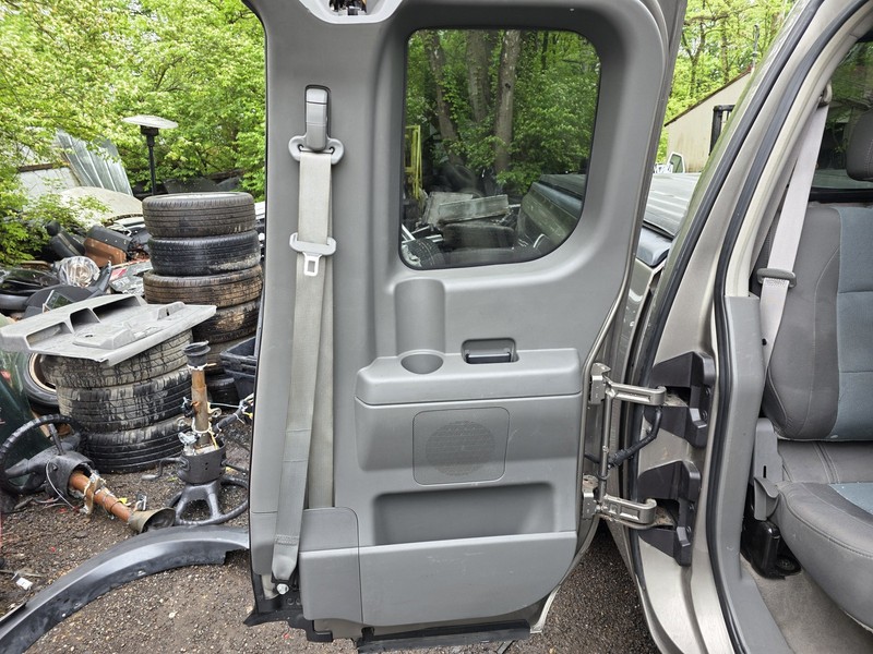 2004-2007 Nissan Titan Rear Passenger Right Door Panel EXT Cab Gray Oem