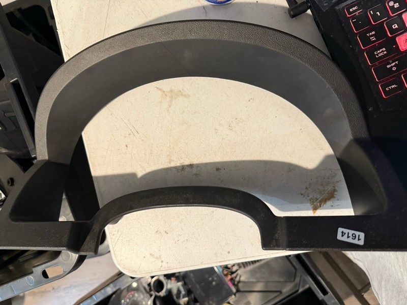 2007-2009 Pontiac Torrent Equinox Speedometer Cluster Bezel Panel Trim OEM BLACK