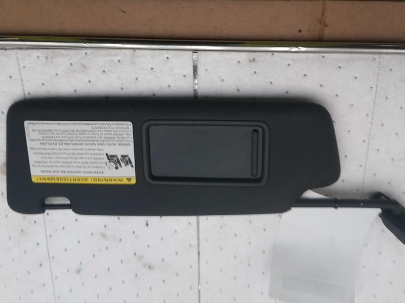 2017 AUDI Q3 Left Sun Visor White OEM 427959, 65000 Miles, Used