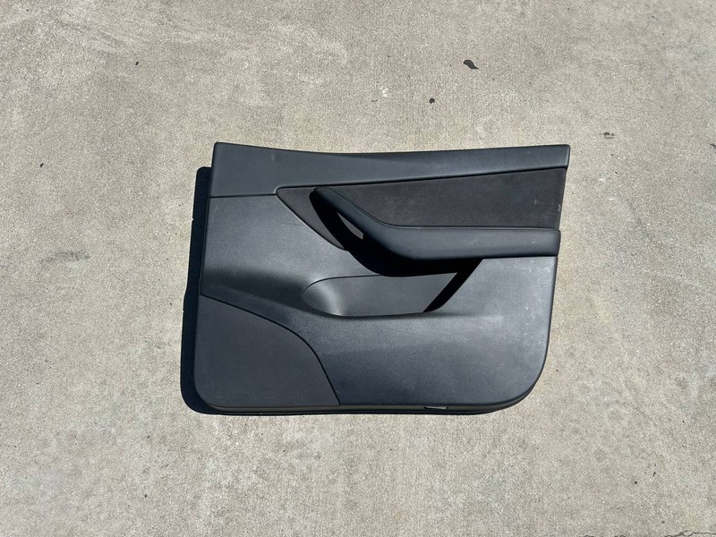 ✅2020-2023 TESLA MODEL Y FRONT RIGHT SIDE INTERIOR DOOR PANEL 1498482-00-A
