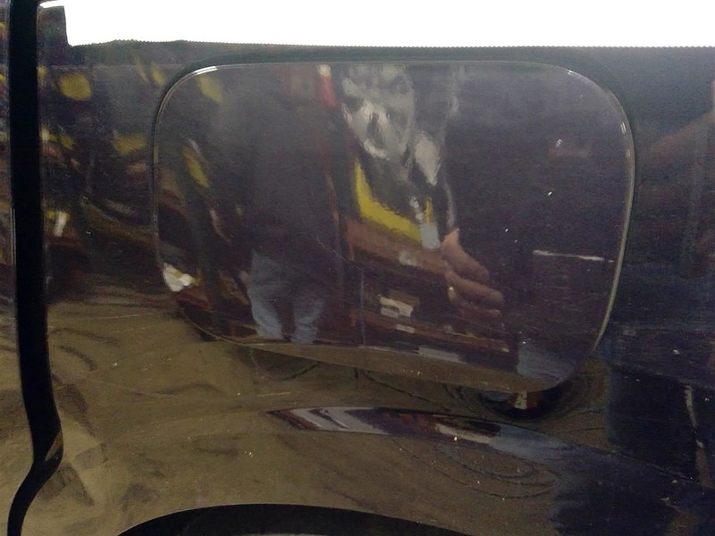CARNIVAL2022 Fuel Filler Door Blue D9B 1758598