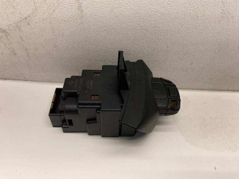 2012-2015 BMW X1 IGNITION SWITCH MODULE W/KEY OEM