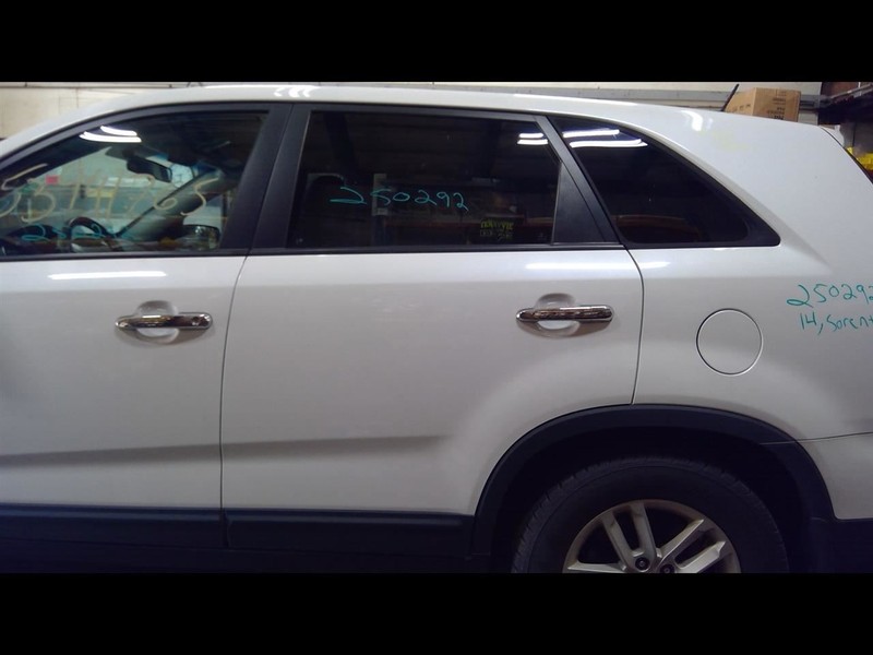 Driver Rear Side Door Electric Textured Black Trim Fits 14-15 SORENTO 1637836