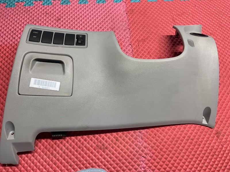 06-08 Hyundai Sonata Left Driver Lower Dash Knee Bolster Panel Trim Gray OEM !