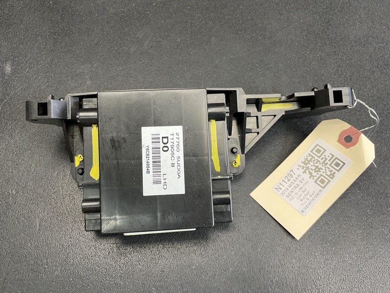 A/C Heater Temperature Control Module 2019 Nissan Sentra 27760-5UD0A 2017 2018