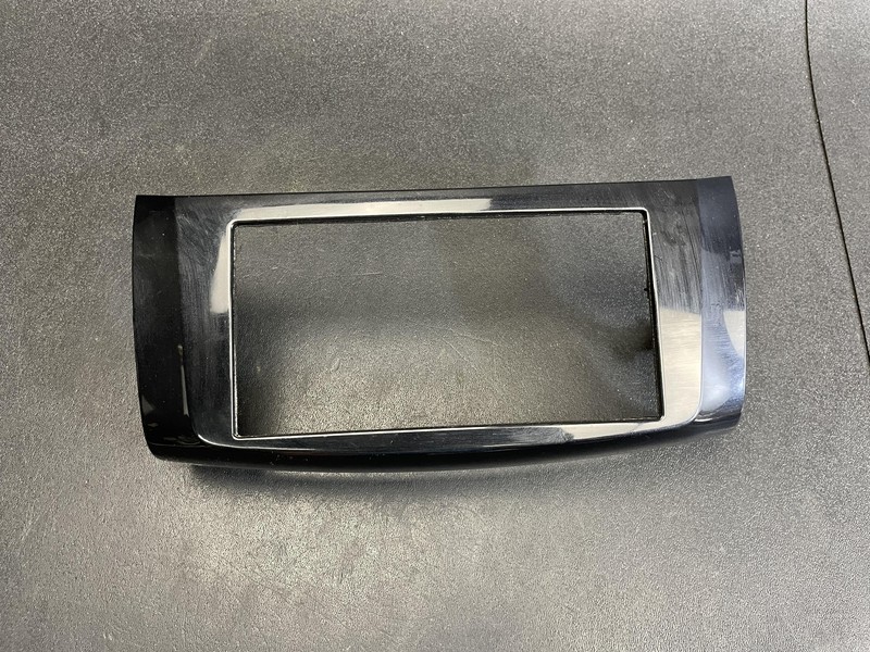 Dashboard Center Display Screen Bezel 2019 Nissan Sentra 68260-3YU0A 2015 - 2018