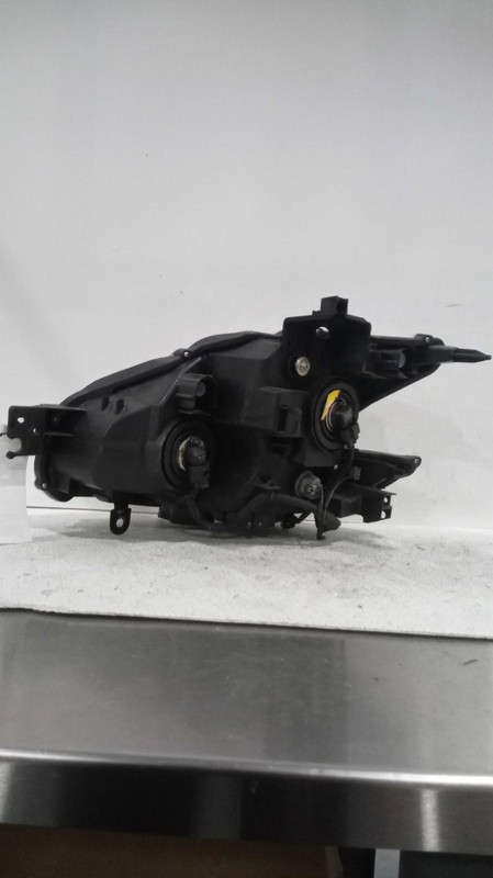 2009 Nissan Maxima Right Headlight Assembly Black Aftermarket 409415