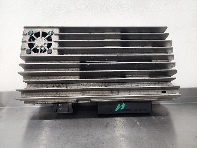 OEM AUDI A4 S4 A5 S5 2008 2009 BANG & OLUFSEN AUDIO AMPLIFIER 8T0035223T