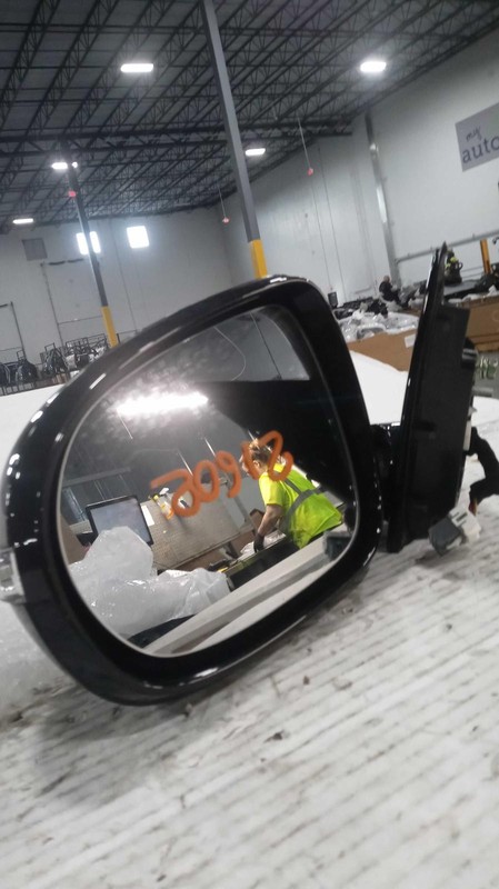 2016 KIA SORENTO Left Door Mirror Assembly Black 437751 Used 93K Miles