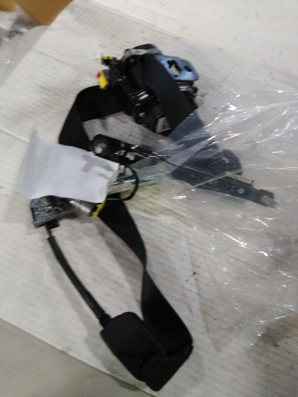 2016 Jeep Cherokee Red OEM Seat Belt Retractor, Used, 106k Miles, 1UU48DX9AC