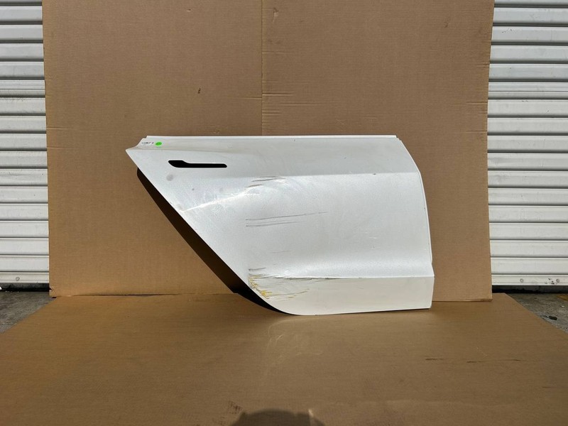 ✅2017-2023 Tesla Model 3 Rear Right Passenger Side Door Shell White w/dent