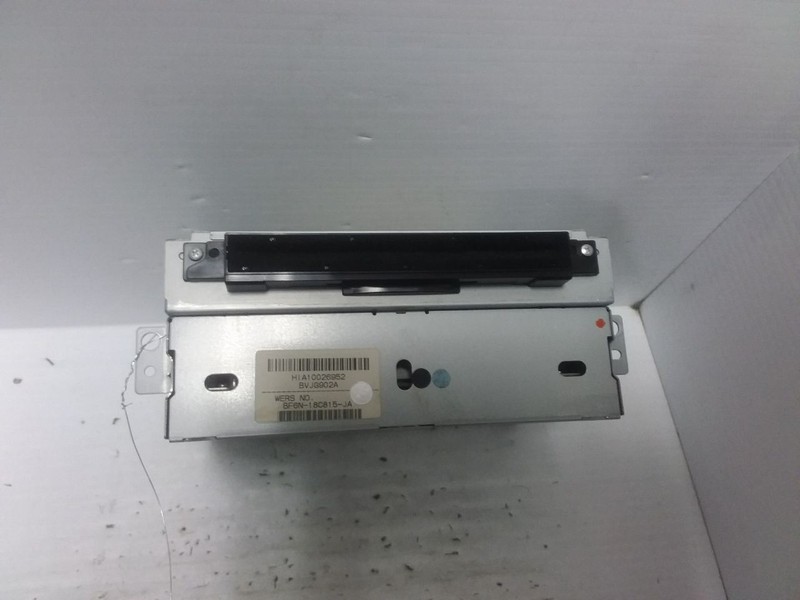 Radio Receiver AM FM CD Thru VIN V18025 Fits 10-11 Jaguar XJ BF6N-18C815-JA