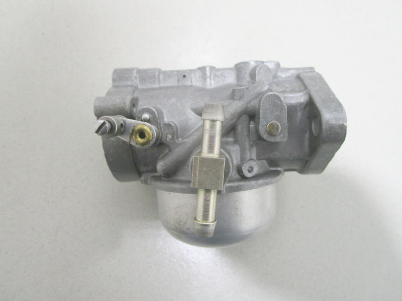 F333061 Chrysler 70HP 3 Cylinder Outboard Middle Carburetor WB-8A