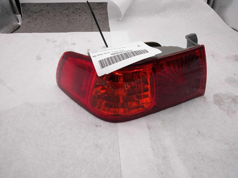 2000-2001 Toyota Camry Left Tail Light Assembly Grey OEM 214194 135K Miles