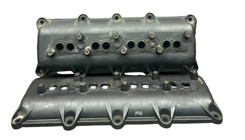 Set of 2 Genuine Mopar 5.7L 6.1L 6.4L Hemi Valve Cover Dodge Chrysler 53022085AD