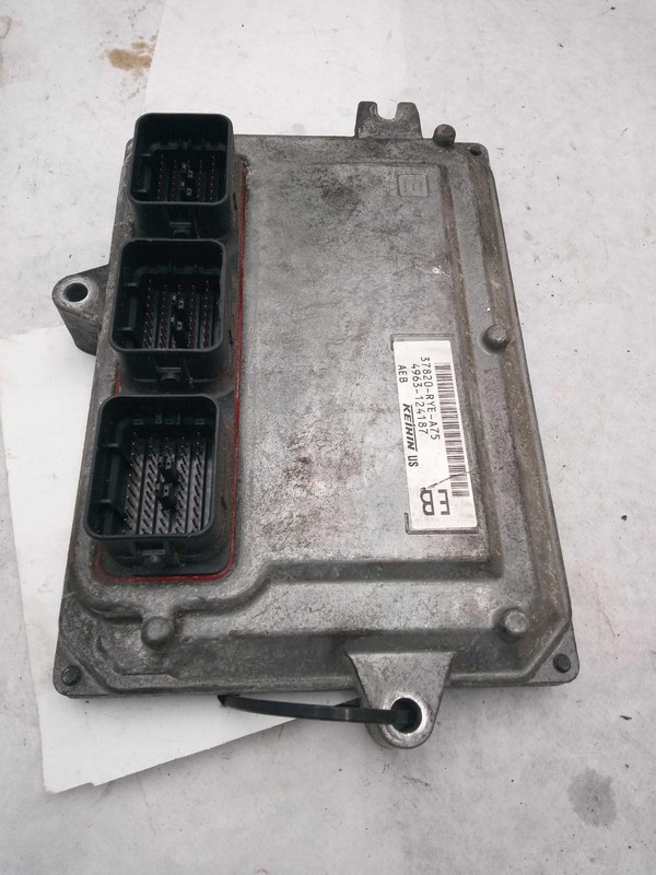 Used Engine Control Module (ECM) fits: 2010 Acura Mdx Electronic Control Module