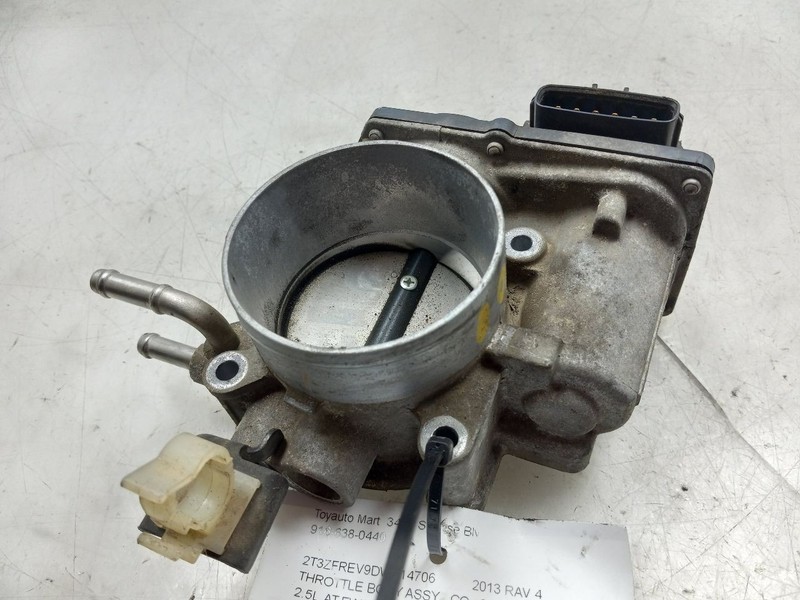 13-15 TOYOTA RAV4 LE 2.5L FWD AT ENGINE THROTTLE BODY