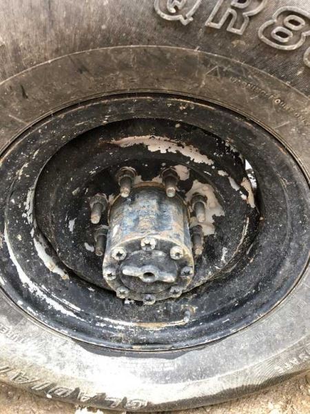 89 88 89 90 91 92 93 94 95 96 97 FORD F350 7.5 AT 2WD 3.55 REAR AXLE