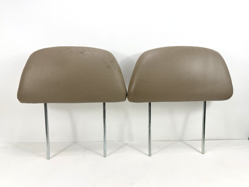 95-98 Chevy GMC Suburban Tahoe Yukon Front Headrest Set OEM *Beige 52D Leather