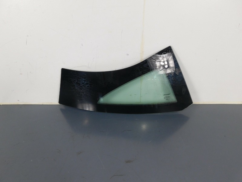 2017 18 19 20 McLaren 570S 570 Right Rear Quarter Glass #3207 A10