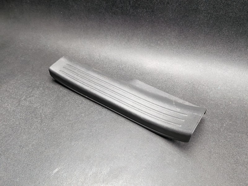 Rear Left Door Sill Scuff Plate 2019 Infiniti QX50 769B7-5NA0A 2020 2021 - 2024