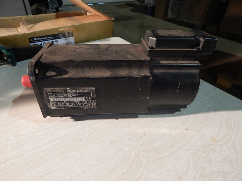 Indramat MKD071B-0061-GG-KN 260575 MKD071-14265 Permanet Magnet Motor
