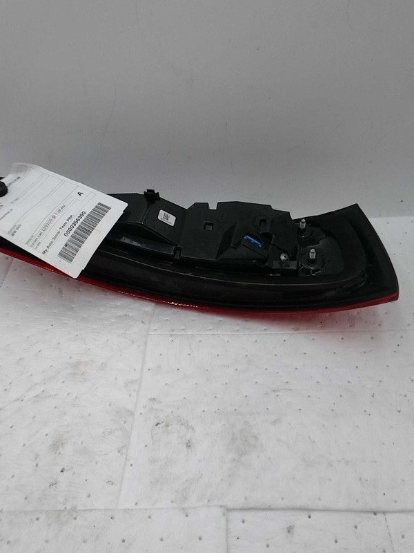 2016 AUDI Q3 Right Tail Light Assembly Black OEM 631696 Used 129k Miles