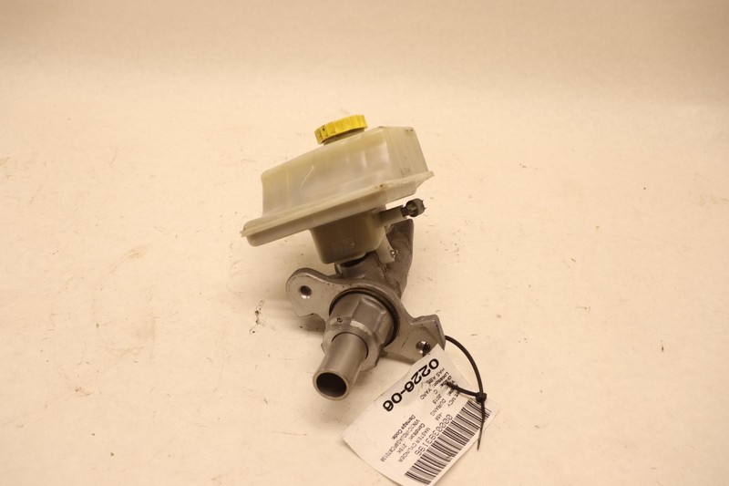 2011-2015 DODGE DURANGO POWER BRAKE MASTER CYLINDER W/ RESERVOIR OEM