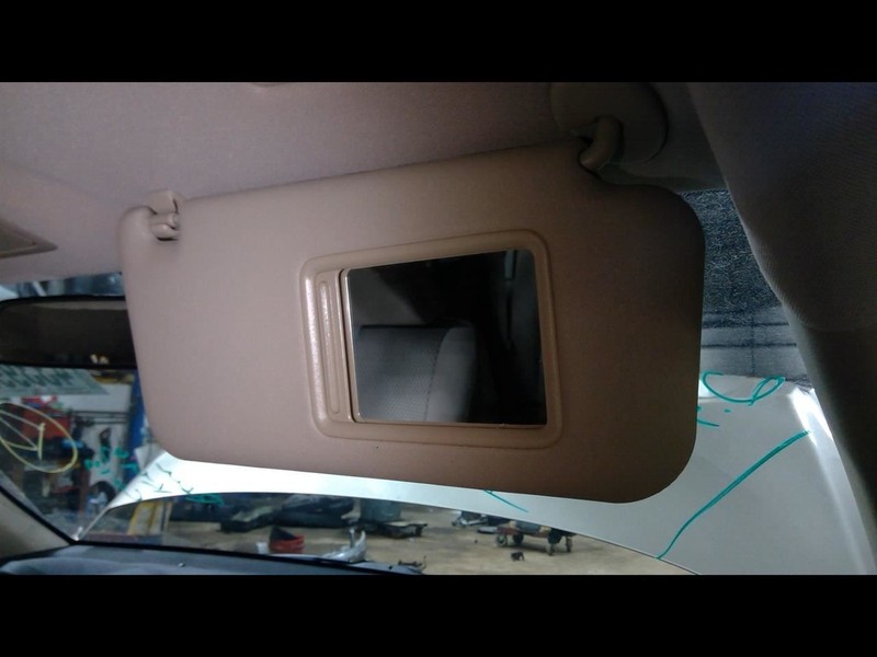 Passenger Right Sun Visor Illuminated Fits 06-09 RAV4 1550077