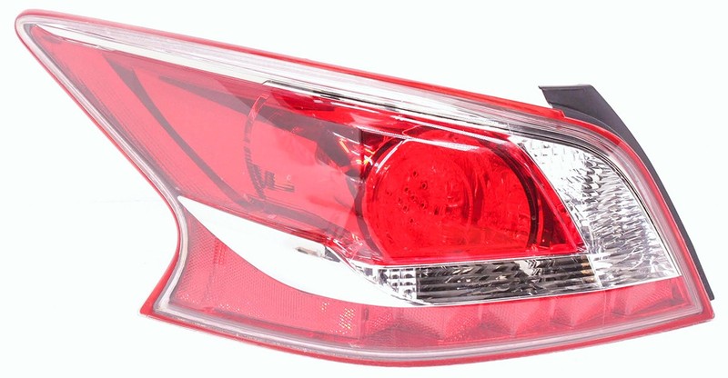 OEM Nissan Altima Sedan Left Driver Side LED Tail Lamp Lens Flaw