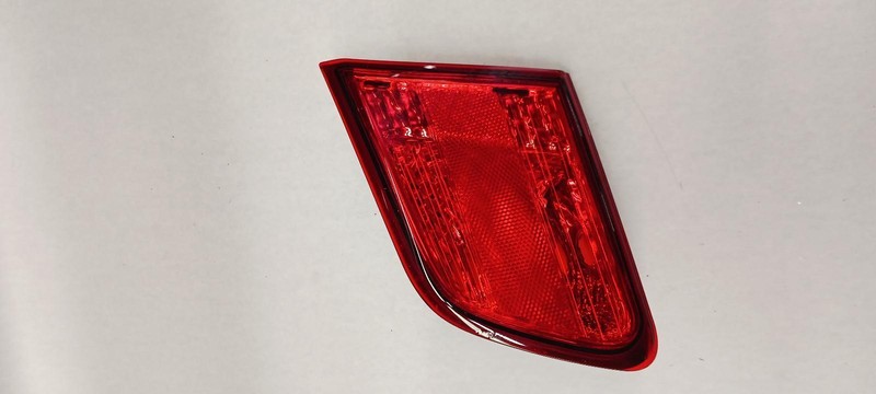 2010 SUBARU LEGACY Right passenger Taillight Sedan lid mounted OEM 10 11 12 13