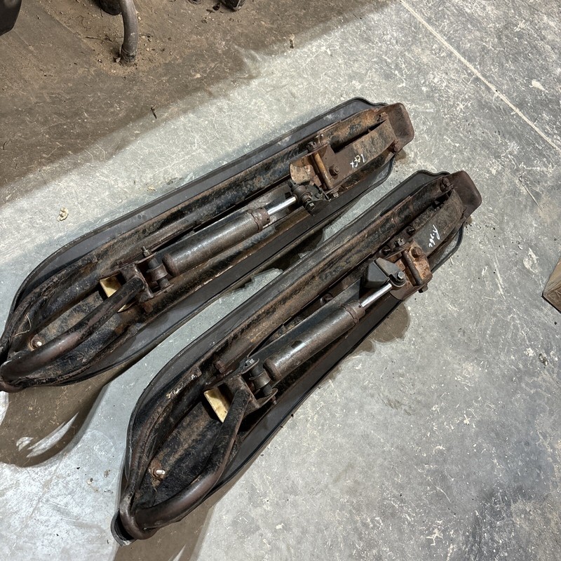 1988 89 YAMAHA Viking VK540 VK 540 Metal Skis Heavy Duty