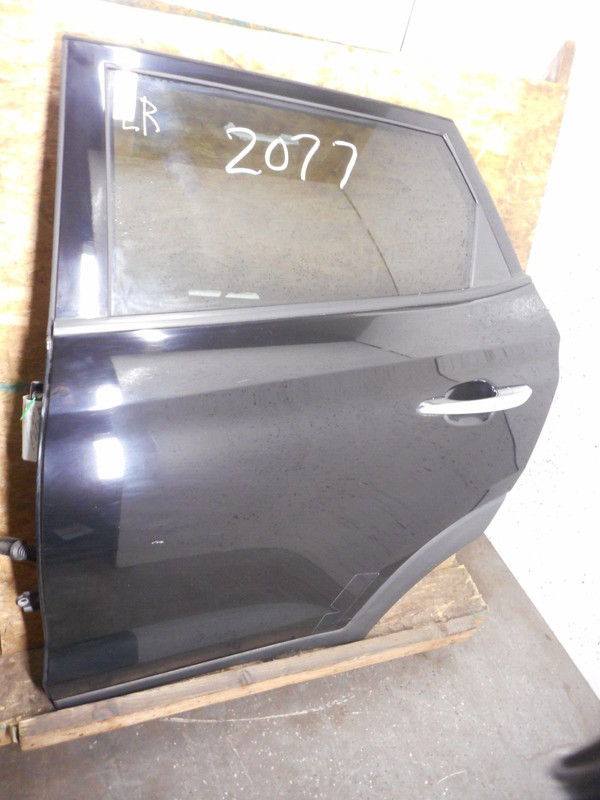 16-21 Hyundai Tucson Rear Door Left Driver LH Privacy Glass Black YAK OEM