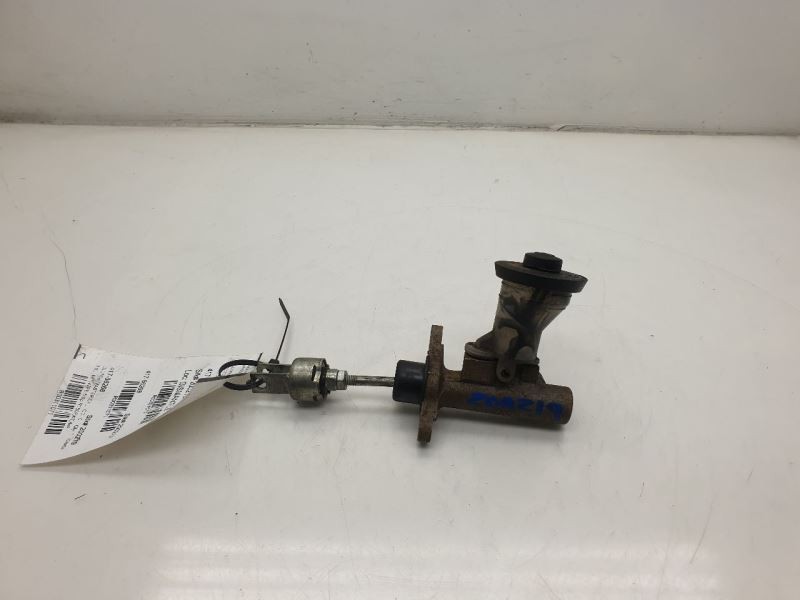 89-95 TOYOTA PICKUP 3.0L 6CYL MT CLUTCH MASTER CYLINDER ASSEMBLY