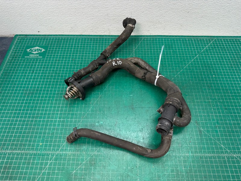 17 JAGUAR XE 2.0L engine RADIATOR COOLANT HOSE PIPE LINE SET OEM