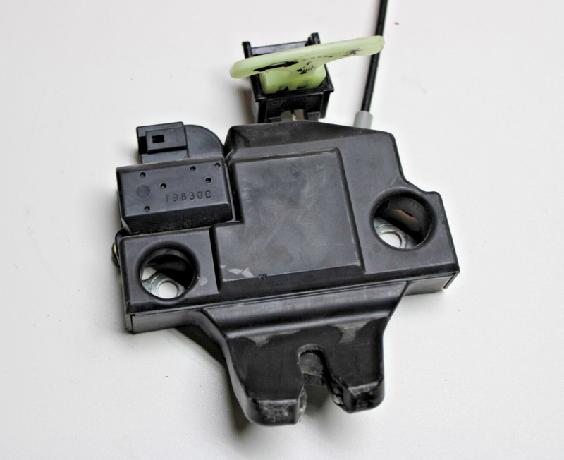 TOYOTA CAMRY TRUNK DECK LID EMERGENCY LATCH LOCK ACTUATOR & CABLE OEM 2018-22 💠