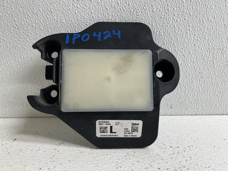 2019-2024 Nissan Altima Left Driver Blind Spot Alert Monitor Module Computer Oem