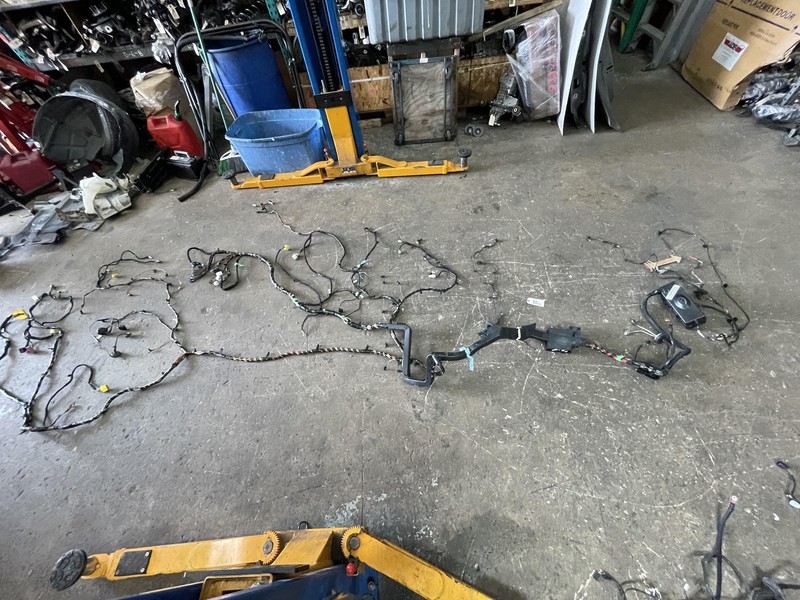 Body Floor Wiring Harness 2018 Dodge Challenger 68336681AC For Parts X