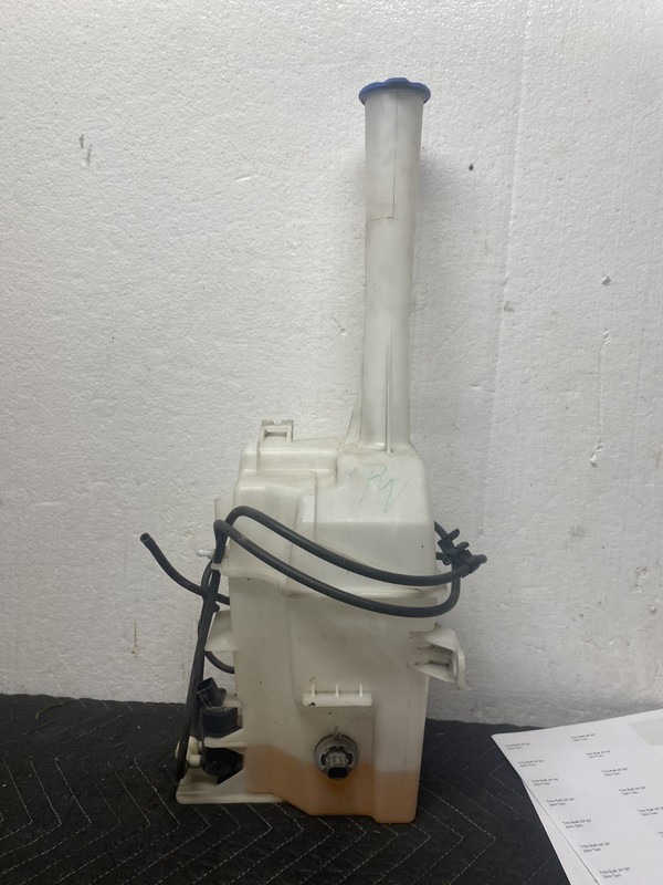 2017 KIA SORENTO LX Washer Fluid Reservoir OEM