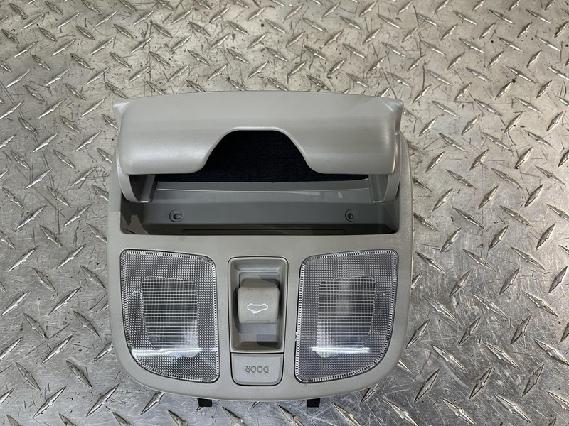 2009-2011 Hyundai Genesis Coupe Overhead Console Map Light OEM