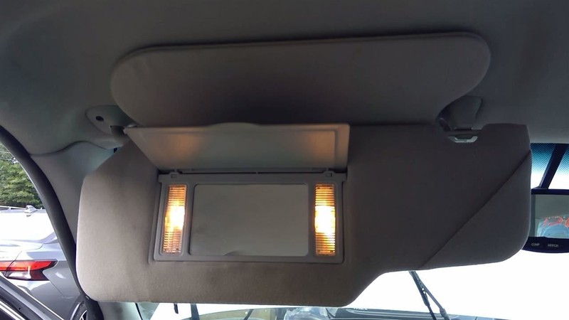 Driver Sun Visor Dual Visors With Illumination Fits 01-02 CROWN VICTORIA 731622