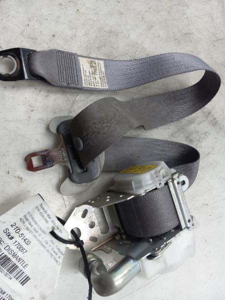 Seat Belt Front 40/20/40 Seats Crew Cab 4 Door Passenger Fits 07 TUNDRA LA13