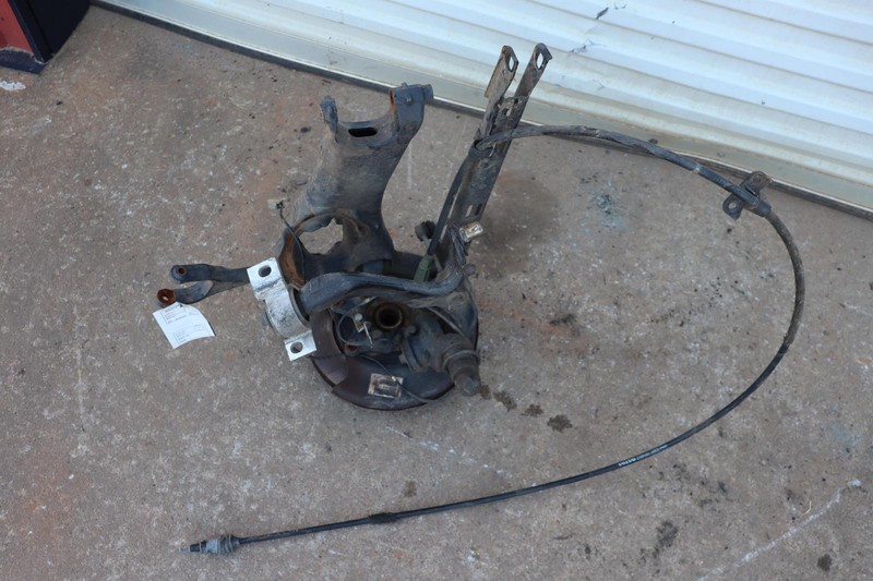 2006-2014 VOLVO XC90 AWD REAR LEFT SPINDLE KNUCKLE WHEEL HUB W/ CONTROL ARMS OEM