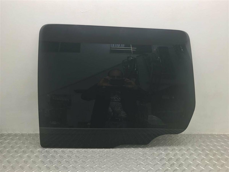 03-09 HUMMER H2 DRIVER REAR DOOR GLASS OEM 278-05543R