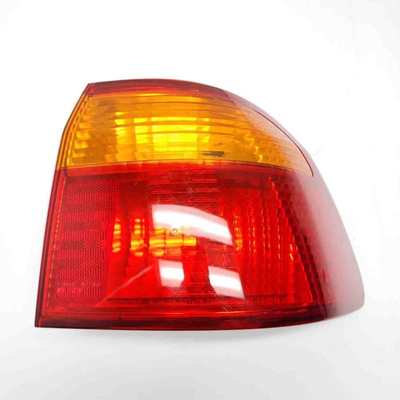 1999 Honda Civic Sedan RH Passenger Side Quarter Panel Light Scratches 6000095