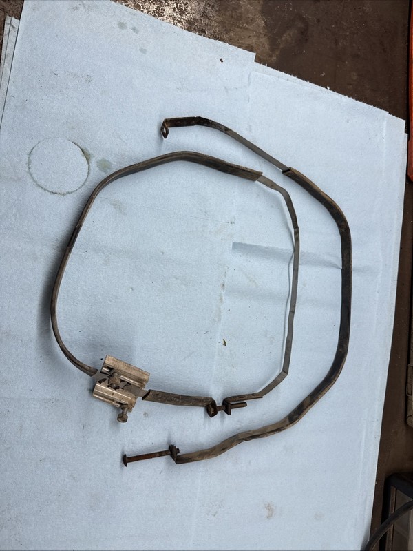 1980’s - 1990’s Gas Club Car Golf Cart Ds Gas Tank Mounting Straps