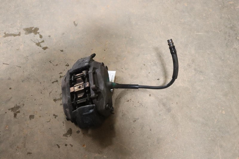 2003-2006 MERCEDES S-CLASS SL500 R230 FRONT LEFT SIDE BRAKE CALIPER W/ HOSE OEM
